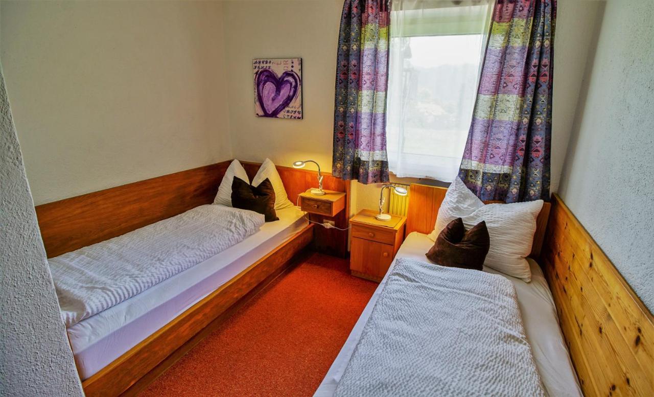 Appartments Neuhof コッラルボ 部屋 写真